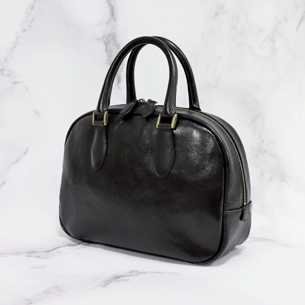 ボストンバッグ　本革　オイルレザー　ブラック