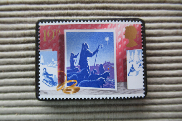イギリス1988年　クリスマス切手ブローチ 4418 1枚目の画像