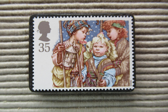 イギリス　クリスマス切手ブローチ 4425 1枚目の画像