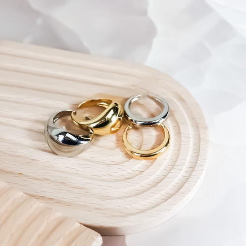 MR159】YG 4mm幅 ぷっくりシンプルな甲丸リング／K18イエロー