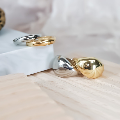 輝きが美しい！ 18金 K18 YG イエローゴールド シンプル 甲丸 リング 楽天市場】指輪 18金 イエローゴールド 甲丸リング 幅2.5mm ピンキー