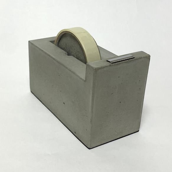 コンクリート製テープカッター／セロテープ台 -コンクリート/モルタル/セメント雑貨- 2枚目の画像