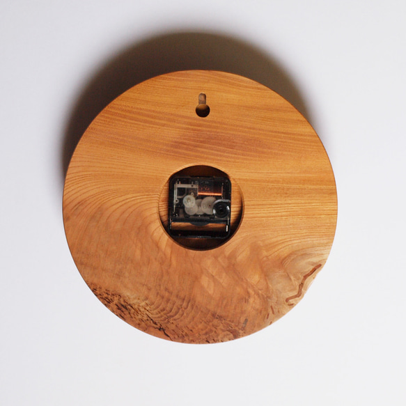木製 掛け時計 丸型 欅材56 5枚目の画像
