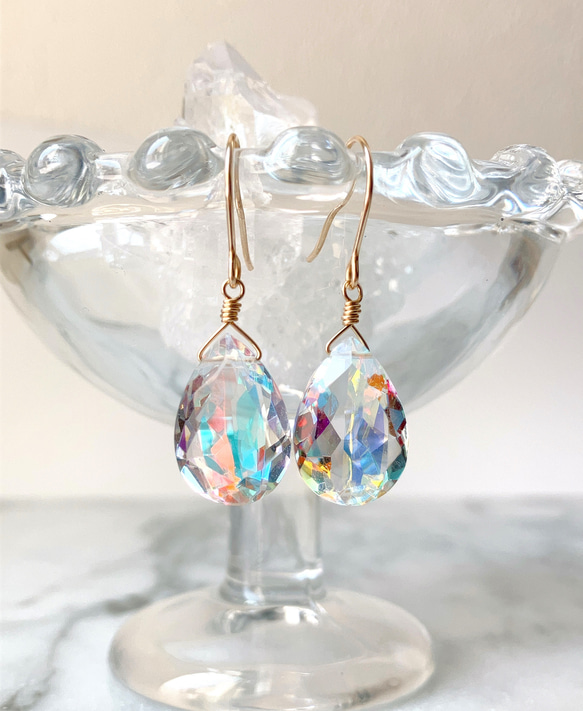 レインボー　フローライト　トリプレット　　ペア　カービング　14kgf ピアス レインボーフローライトトリプレットペアカービング14kgf ピアス