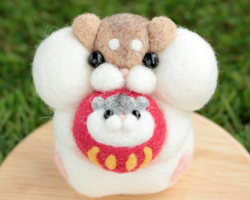 羊毛フェルト ハムちゃん ロボロフスキー 現品販売 d4d9e321b72dc05c054369691867b9