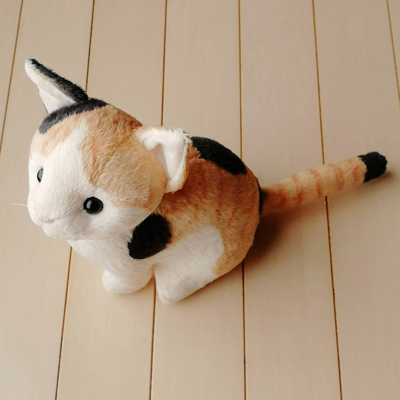 猫ぬいぐるみ「ねこにゃ」三毛猫 【受注製作】 ぬいぐるみ