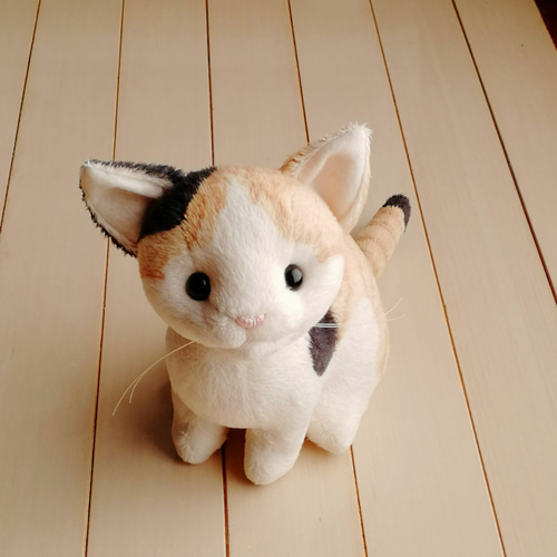 猫ぬいぐるみ「ねこにゃ」三毛猫 【受注製作】 ぬいぐるみ 猫ぬいぐるみ「ねこにゃ」三毛猫 【受注製作】 ぬいぐるみ