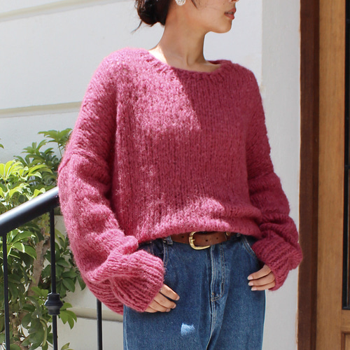 ◉軽ふわ手編みニット◉モヘアショートセーター 茜色(ピンク系 ◉軽ふわ手編みニット◉モヘアショートセーター 茜色(ピンク系