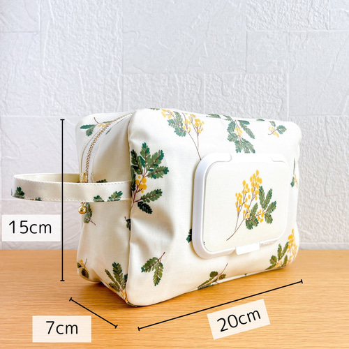 ママの欲しいが詰まってる／軽すぎる！グリッター オムツポーチ