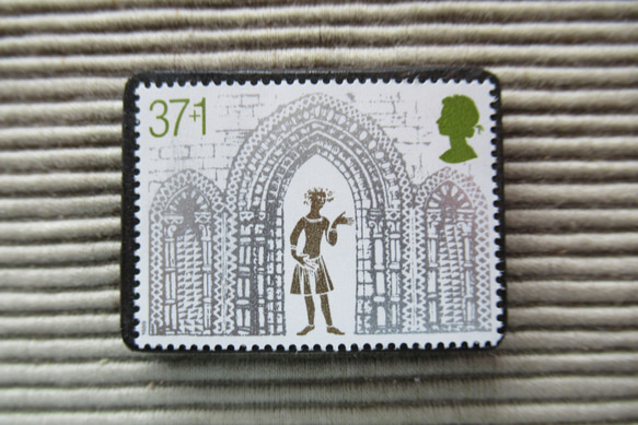 イギリス　クリスマス切手ブローチ 4501 1枚目の画像