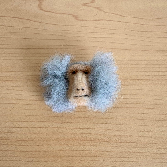 マントヒヒの顔ブローチ ブローチ nekineki 通販 6633435｜Creema