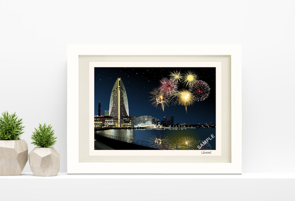 A4サイズ「みなとみらいに花火」 絵画 hiroma2 通販 6638370