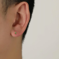 迷你天然沙弗萊石 極簡包鑲 純 14K 金耳釘耳環 2.5mm | 祖母綠色系綠寶石 第3張的照片