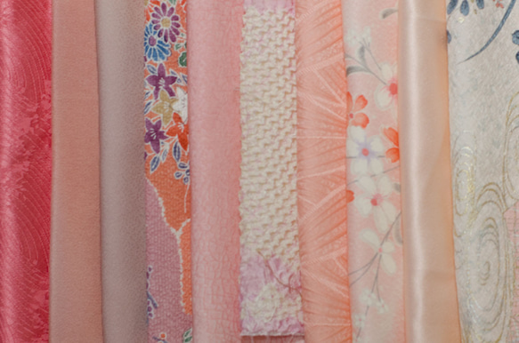 正絹　着物はぎれ10枚セット　ピンク系　和小物、つまみ細工に 1枚目の画像