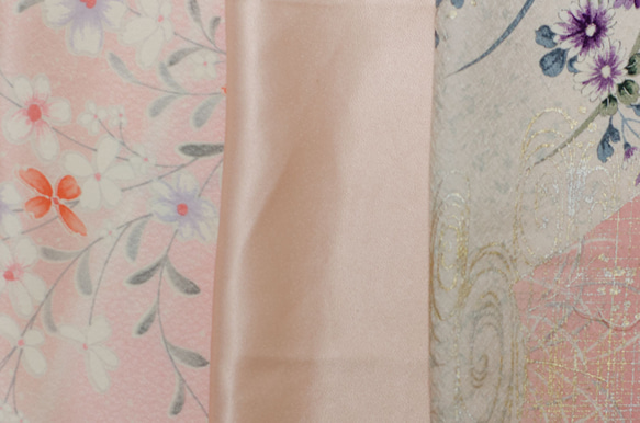 正絹　着物はぎれ10枚セット　ピンク系　和小物、つまみ細工に 2枚目の画像