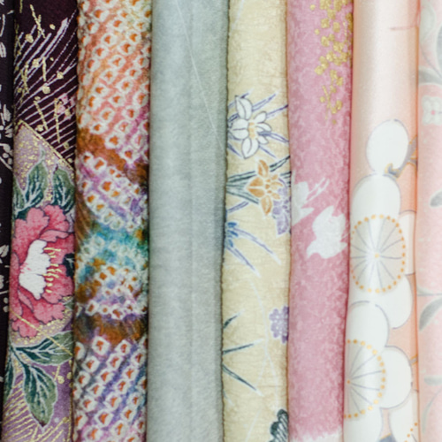 正絹 着物はぎれ10枚セット① 柄生地ミックス 和小物、つまみ細工に
