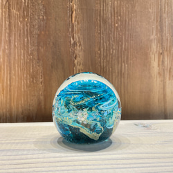 daum.花形の青緑グラデーションペーパーウェイト daum.花形の青緑