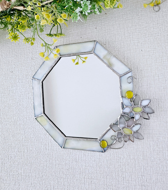 ✴︎:.｡マーガレットの八角形鏡♪ （20size/Max24） ステンドグラス