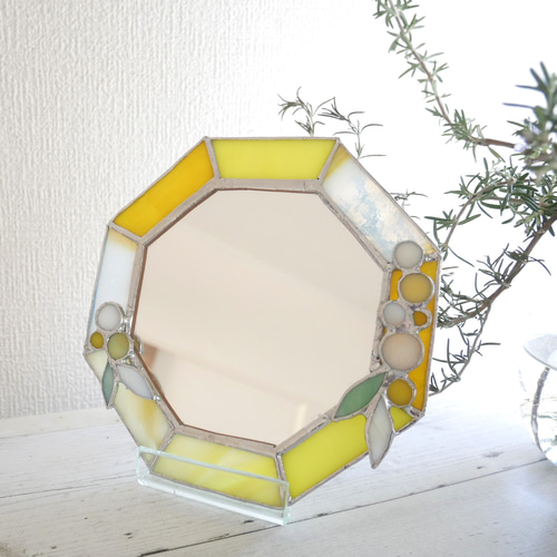 ✴︎:.｡.年末まで10%割引♪ いつもより少し小さなミモザの八角形の鏡