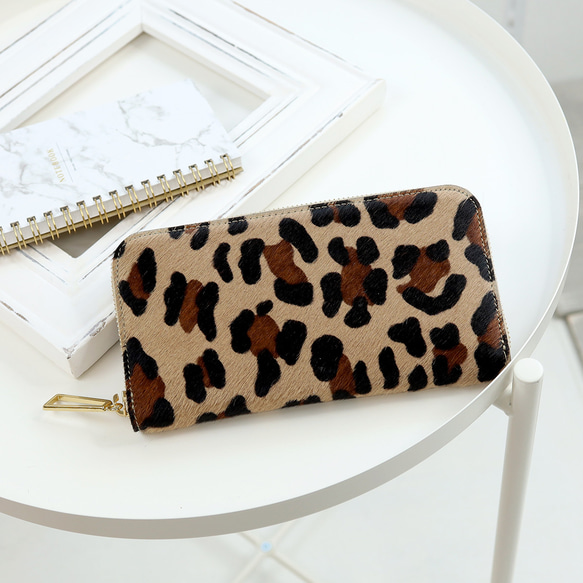 ラージレオパード】イタリアンレザーの上品かつ高級感のある佇まいに