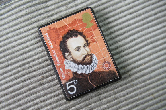イギリス　切手ブローチ 4581 2枚目の画像