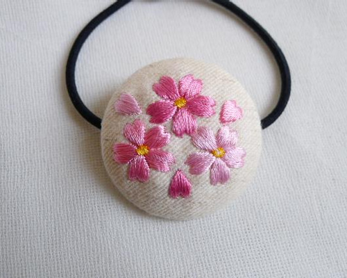 モコページ  ミモザ一枝 ヘアゴム 一色刺繍 0_30a6d20ffded8cd6c5242f563908