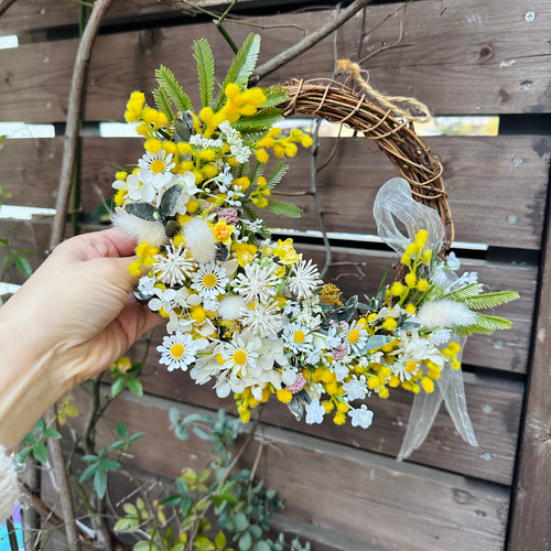 新作】 ＊・.✨○お花たっぷり春ハーフリース＊.○✨ミモザ