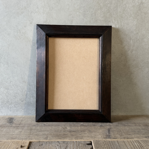 重厚感たっぷりの人気額縁】額縁 A4 オーダー額 額縁 ポスター 写真額