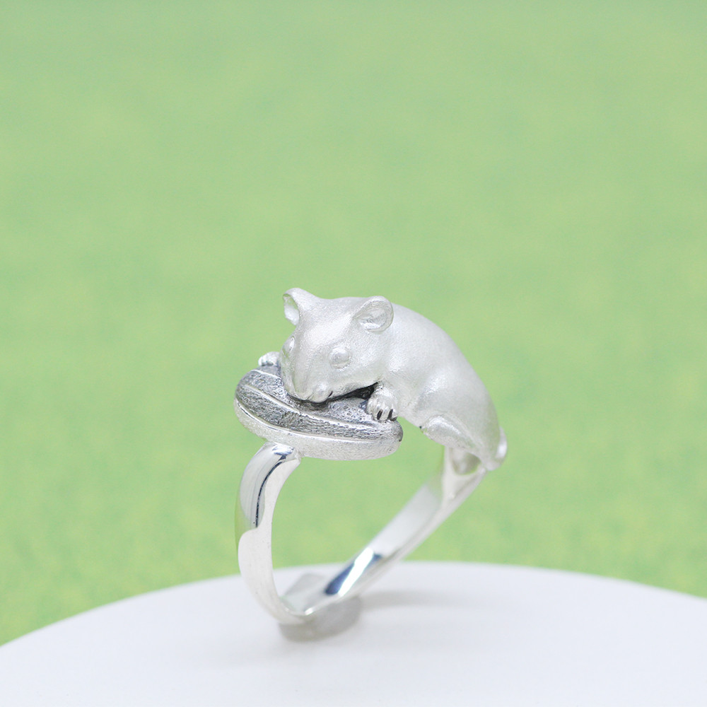 ハムスターのシルバーリング