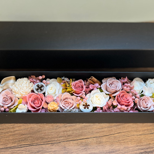 プリザーブドフラワー オシャレなボックスフラワー ブラックボックス