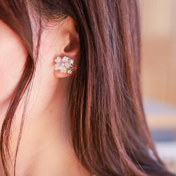 珍珠和櫻花寶石耳環 第6張的照片