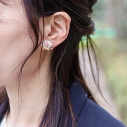 珍珠和櫻花寶石耳環 第3張的照片