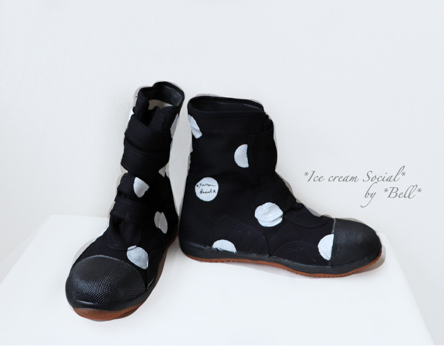 SALE★手描きブーツ☆水玉Black24.5cm 5,775円