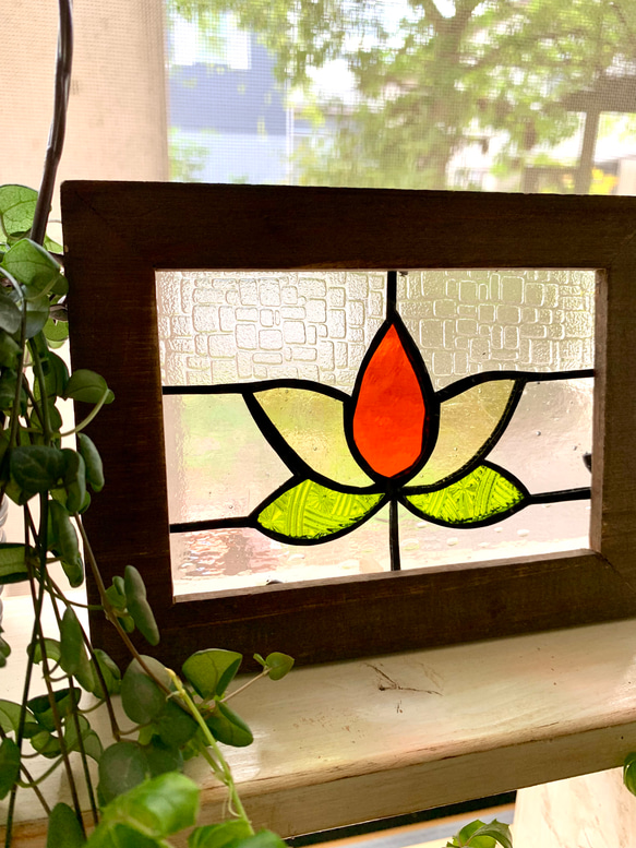 ステンドグラスパネル Amazon.co.jp: Wind & Weather ステンドグラスリリー吊り下げパネル 幅