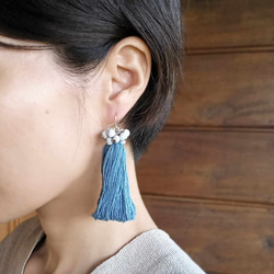 耳環│泰國植物染棉線和juzdama-淺藍色【淡靛藍】/耳環或耳環/克倫族公平貿易 第1張的照片