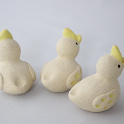 餌くれトリのアロマストーン(アイボリー) 2枚目の画像