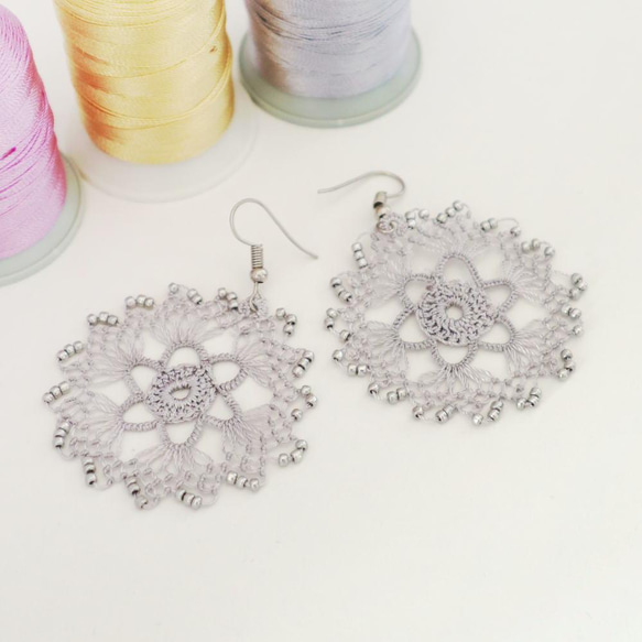 OYA Needlelace earrings [CRYSTAL] Silver 第2張的照片