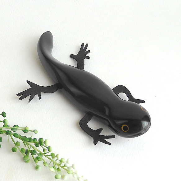 在庫一掃セール売れ筋ランキング アカハライモリ / 工房西岡 その他置物 newt bellied wooden その他