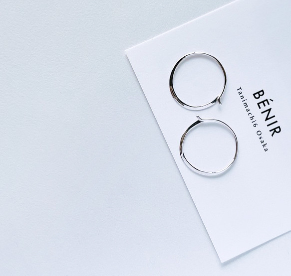 【SV935】銀月ピアス／M　フープ　シルバー　華奢　シンプル　silver