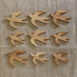 【ワケあり】つばめ オーナメント ランダム３個セット｜木製 ウォールデコ 壁面 北欧 オブジェ 鳥 ツバメ 4枚目の画像