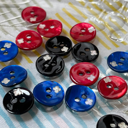 KB*11.5mm*8個*お花ワンポイント貝ボタン 4枚目の画像