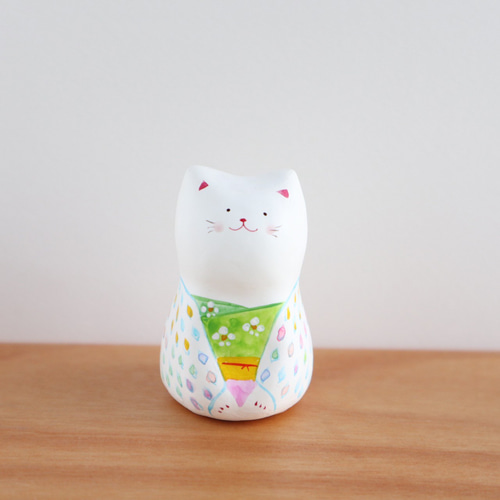 カラフルかのこ柄 着物の猫 （張り子） その他置物 まん丸 通販 