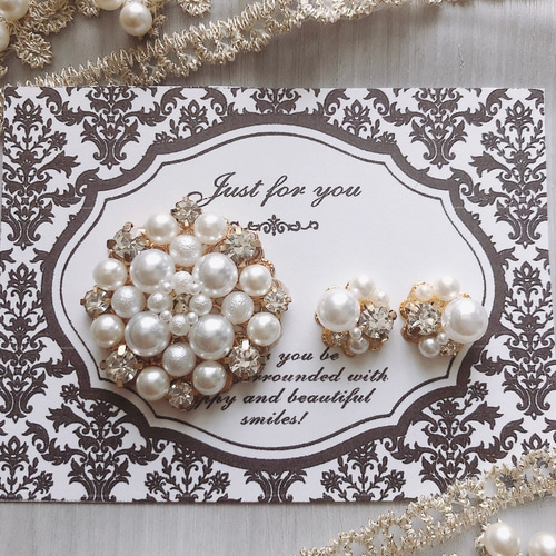 華やかビジューブローチ&ピアス セット フォーマル パール ブローチ R