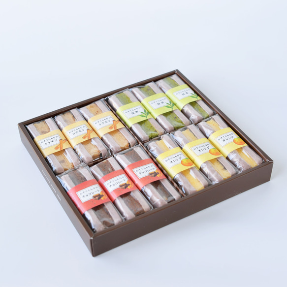 【かすてらもなか12本入】カステラと最中の和洋折衷・ふんわりしっとりの新食感！お中元・夏ギフトに！ 3枚目の画像