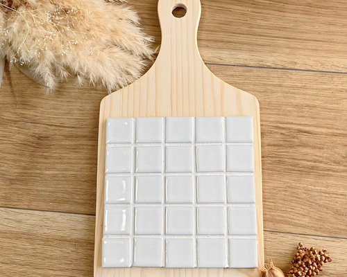 美濃焼タイルのシンプルでおしゃれなカッティングボード型鍋敷き