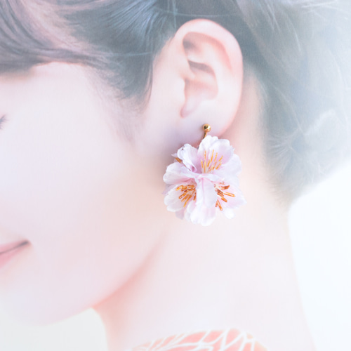 春色さくらのイヤリングorピアス＊アーティフィシャルフラワー