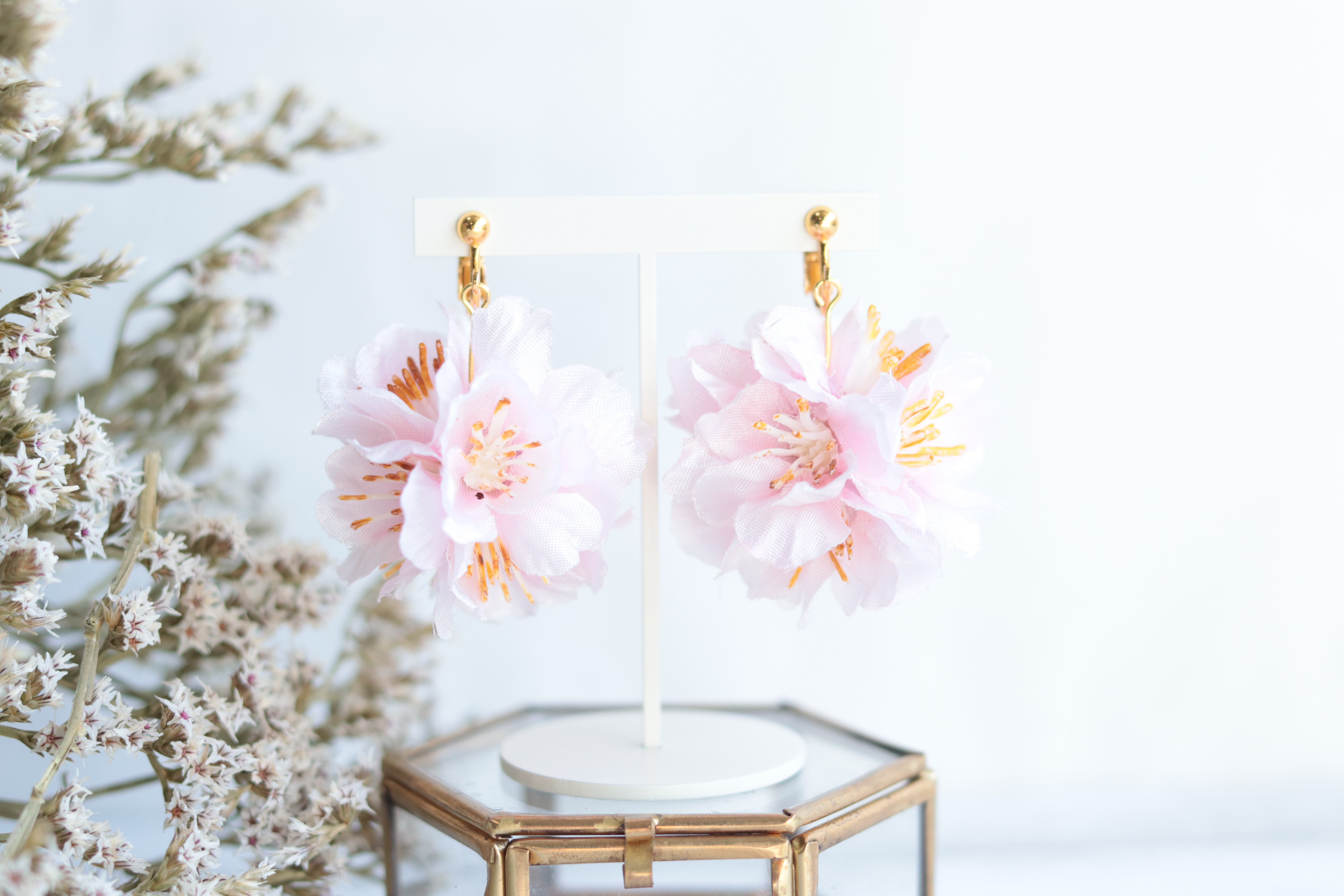 SoireeO 2023 Flower Collection ピアス Amazon.co.jp: Nissy soireeO ソワレオー フラワーピアス VI