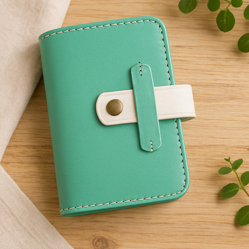 色を選べる 本革カードケース＊ブック型クリアホルダー《名入れ無料