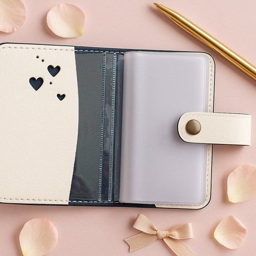 色を選べる 本革カードケース＊ブック型クリアホルダー《名入れ無料