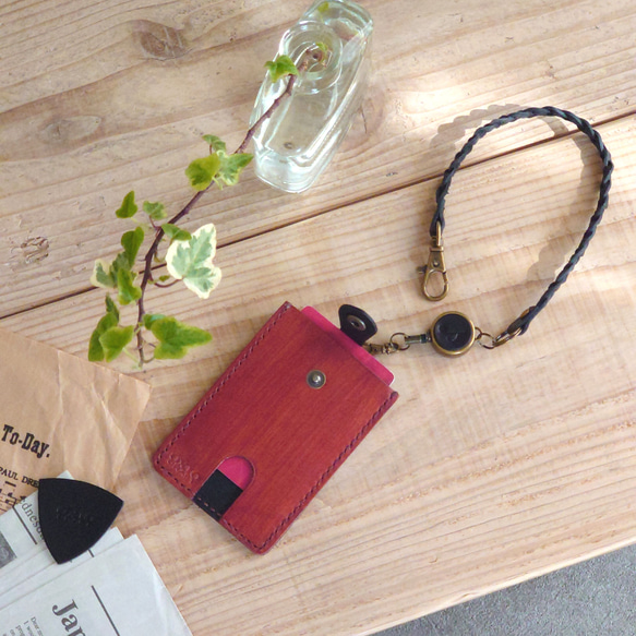 【名入れ】【ギター・ウクレレパスケース【カード2枚収納】リール＆ロープ付 ※袋ラッピング無料 3枚目の画像